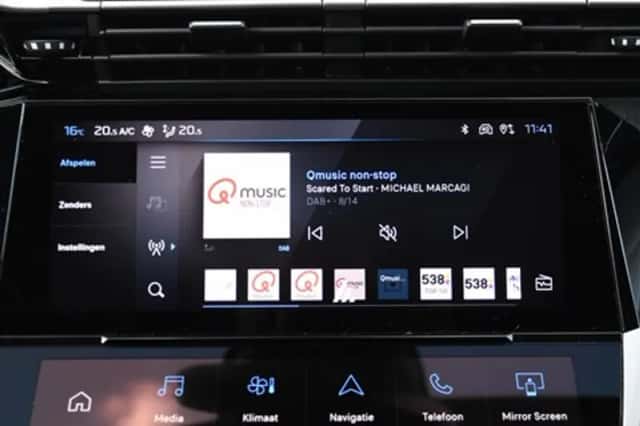 Peugeot 308 (2024) thumbnail 17