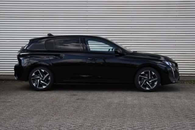 Peugeot 308 (2024) thumbnail 3