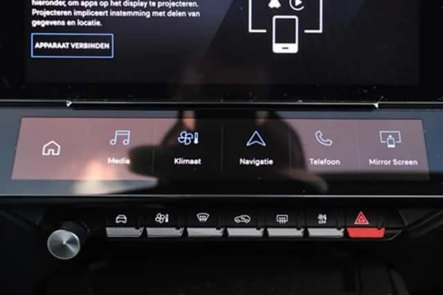 Peugeot 308 (2024) thumbnail 21