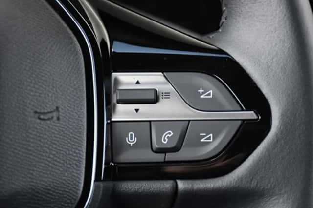Peugeot 308 (2024) thumbnail 26