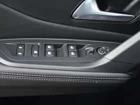 Peugeot 308 (2024) thumbnail 29