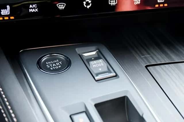 Peugeot 508 (2023) thumbnail 32