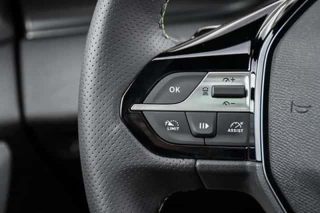 Peugeot 408 (2025) thumbnail 30