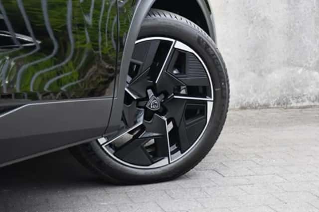 Peugeot 408 (2025) thumbnail 7