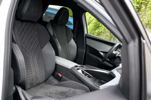 Peugeot 3008 (2024) thumbnail 11
