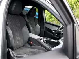 Peugeot 3008 (2024) thumbnail 11