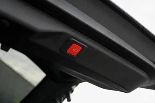 Peugeot 3008 (2024) thumbnail 14