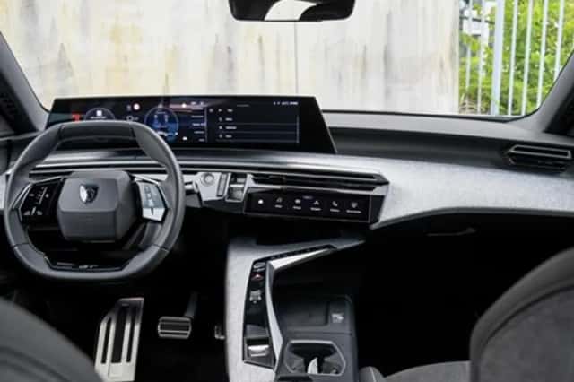 Peugeot 3008 (2024) thumbnail 15