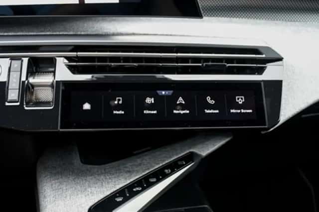 Peugeot 3008 (2024) thumbnail 24