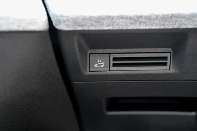 Peugeot 3008 (2024) thumbnail 31