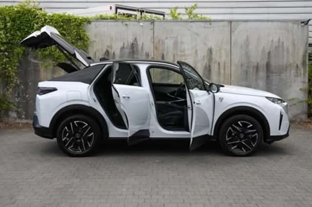 Peugeot 3008 (2024) thumbnail 33
