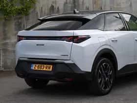 Peugeot 3008 (2024) thumbnail 6