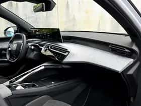 Peugeot 3008 (2024) thumbnail 10
