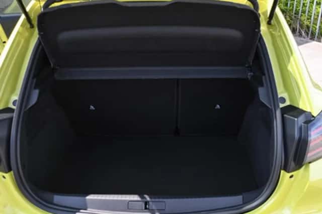 Peugeot 208 (2025) thumbnail 12