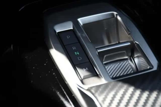 Peugeot 208 (2025) thumbnail 25