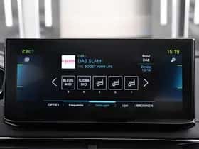 Peugeot 3008 (2023) thumbnail 19