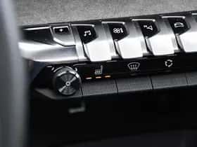 Peugeot 3008 (2023) thumbnail 26