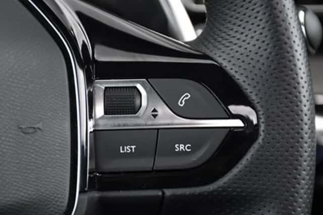 Peugeot 3008 (2023) thumbnail 29