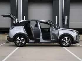 Peugeot 3008 (2023) thumbnail 36