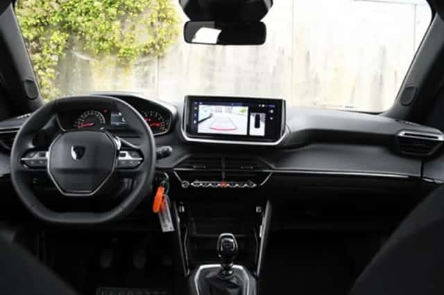 Peugeot 2008 (2025) thumbnail 13
