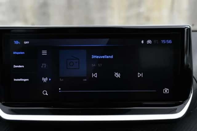Peugeot 2008 (2025) thumbnail 18