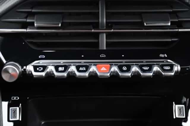 Peugeot 2008 (2025) thumbnail 21