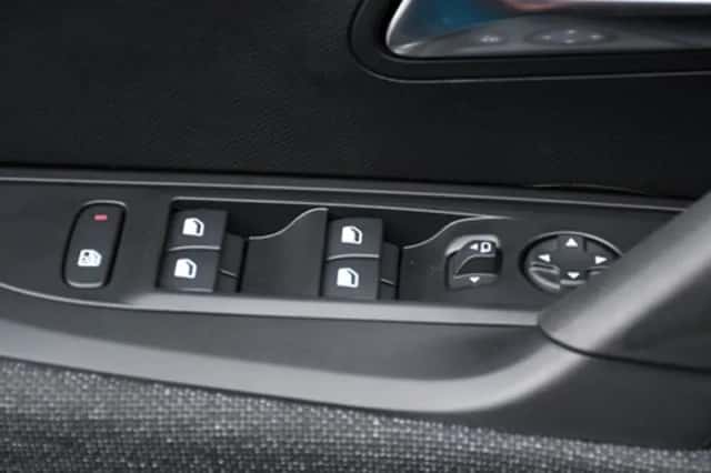 Peugeot 2008 (2025) thumbnail 29