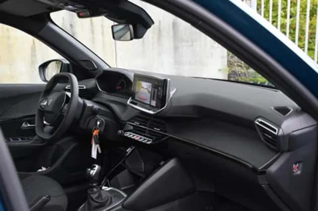 Peugeot 2008 (2025) thumbnail 9