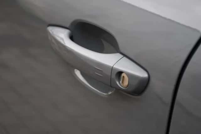 Opel Mokka-e (2025) thumbnail 32