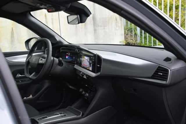Opel Mokka-e (2025) thumbnail 9