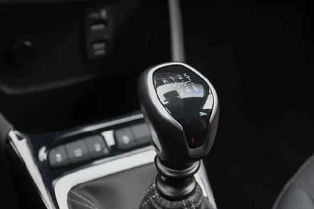 Opel Crossland (2022) thumbnail 23