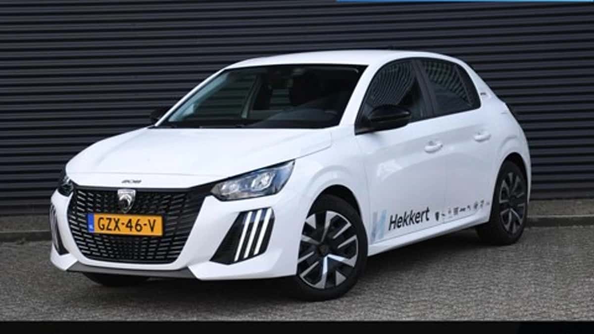 Peugeot 208 (2025) — foto 1