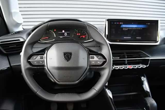 Peugeot 208 (2025) thumbnail 14