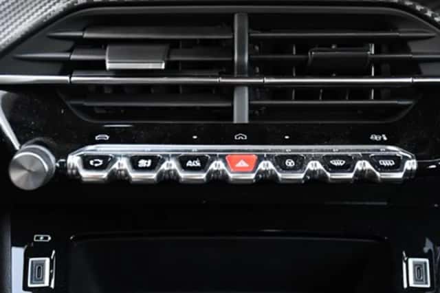 Peugeot 208 (2025) thumbnail 21