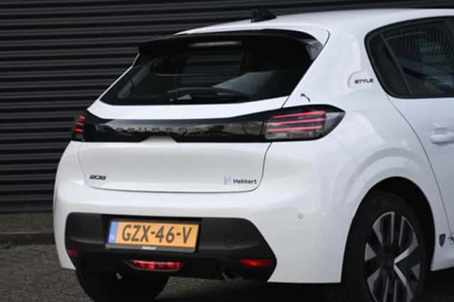 Peugeot 208 (2025) thumbnail 6