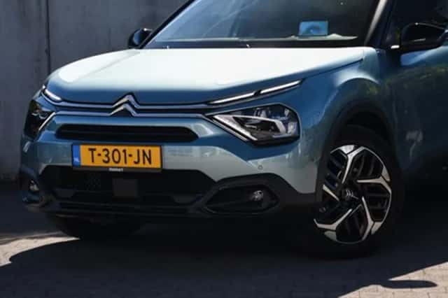 Citroën C4 (2023) thumbnail 2