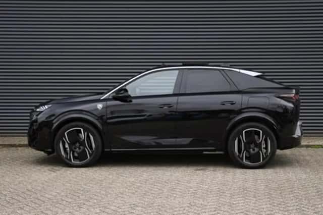 Peugeot 3008 (2025) thumbnail 2