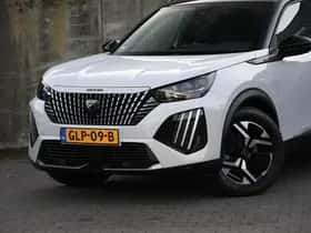Peugeot 2008 (2024) thumbnail 2