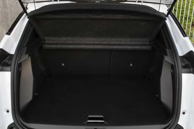 Peugeot 2008 (2024) thumbnail 11
