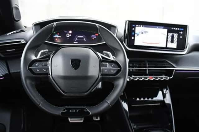 Peugeot 2008 (2024) thumbnail 13