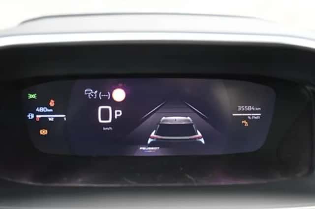 Peugeot 2008 (2024) thumbnail 14