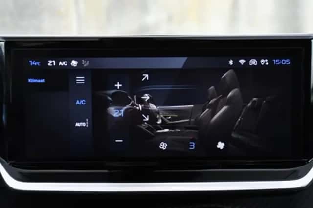Peugeot 2008 (2024) thumbnail 17