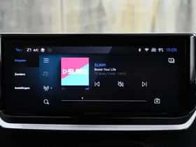 Peugeot 2008 (2024) thumbnail 18