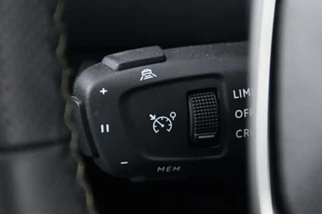 Peugeot 2008 (2024) thumbnail 28