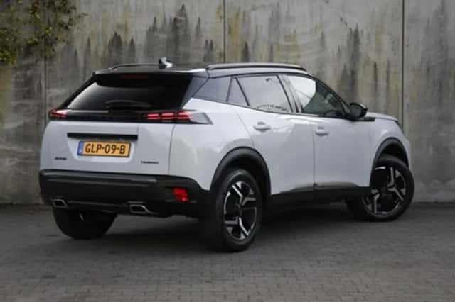 Peugeot 2008 (2024) thumbnail 5
