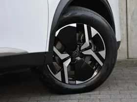 Peugeot 2008 (2024) thumbnail 7