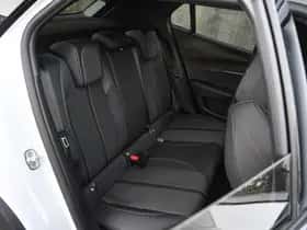 Peugeot 2008 (2024) thumbnail 10