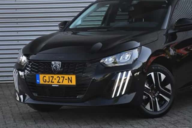 Peugeot 208 (2024) thumbnail 2