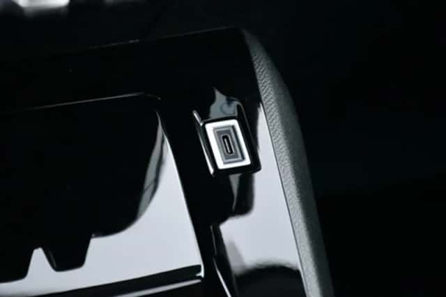 Peugeot 208 (2024) thumbnail 24