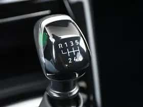 Peugeot 208 (2024) thumbnail 25